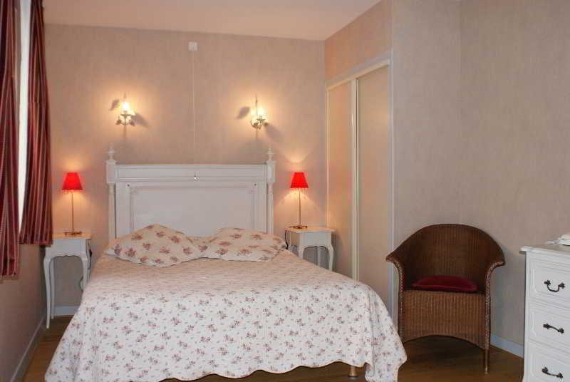 Auberge La Tomette, The Originals Relais Vitrac  Bagian luar foto